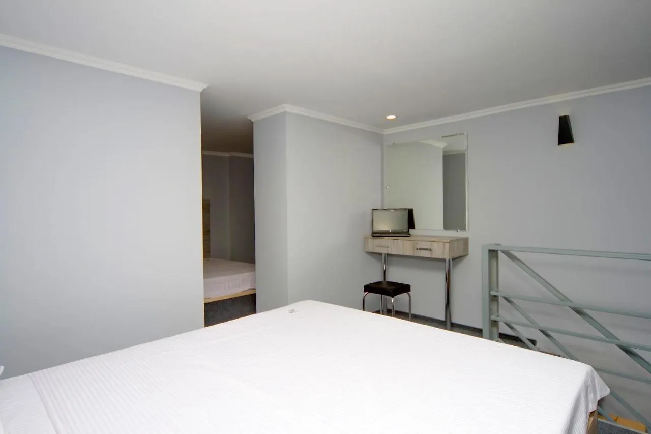 Grand Apartments キエフ